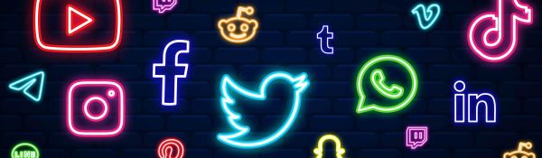 Stratégies des médias sociaux et création de contenu